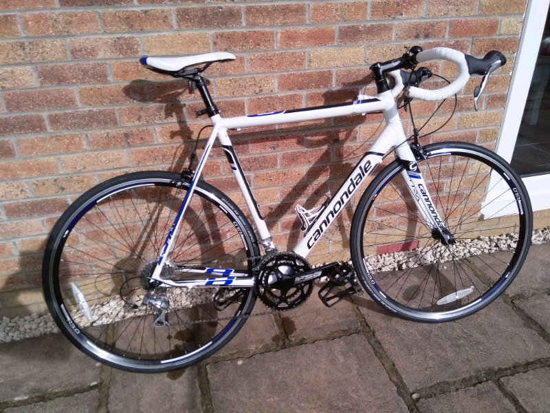cannondale caad8 tiagra 2015